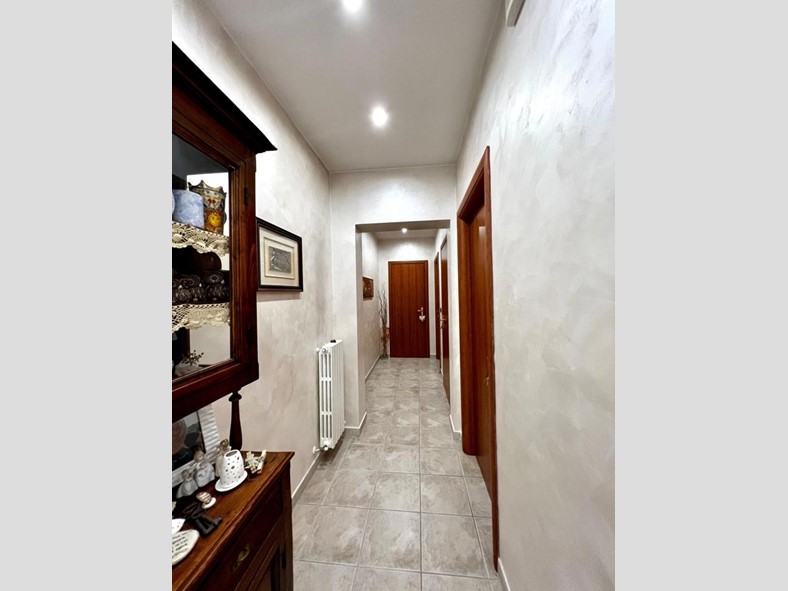 Trilocale in Vendita a Foggia, 130'000&euro;, 95 m²