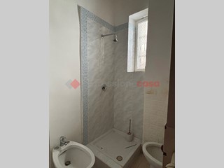 Bilocale in Vendita a Taranto, 35'000&euro;, 54 m²