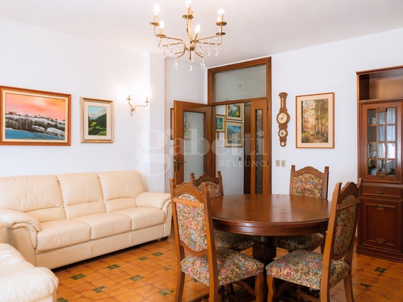 Quadrilocale in Vendita a Belluno, 185'000&euro;, 125 m², arredato, con Box