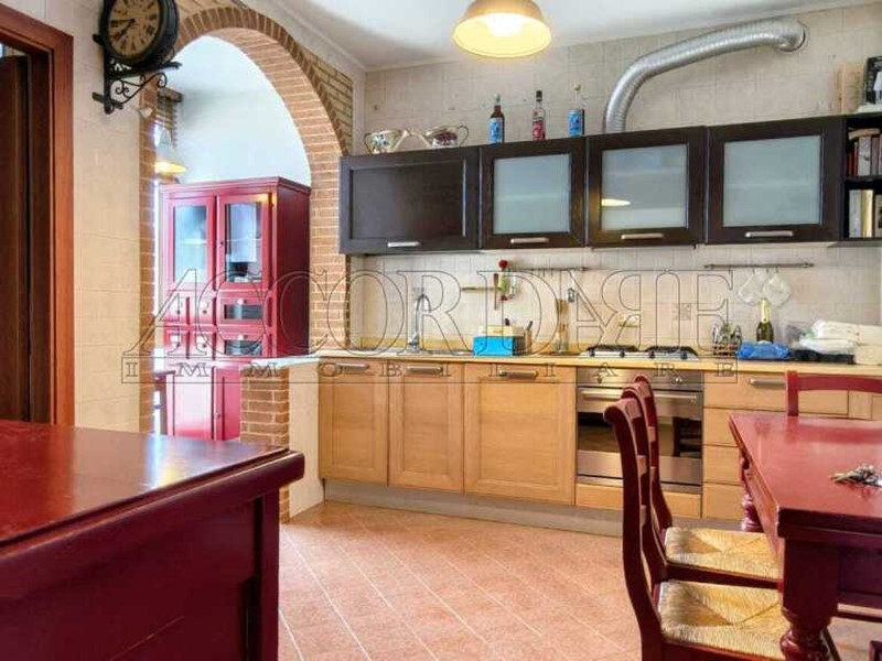 Appartamento in Vendita a Padova, 185'000&euro;, 115 m², con Box