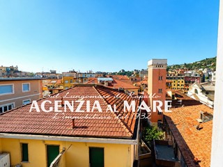 Bilocale in Vendita a Rapallo, 240'000&euro;, 61 m²