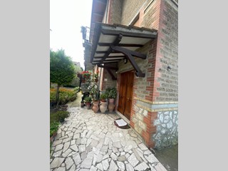 Quadrilocale in Vendita a Perugia, zona Periferia, 130'000&euro;, 170 m², con Box