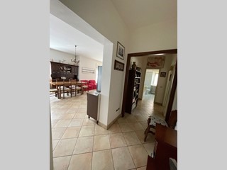 Trilocale in Vendita a Perugia, 146'000&euro;, 98 m²
