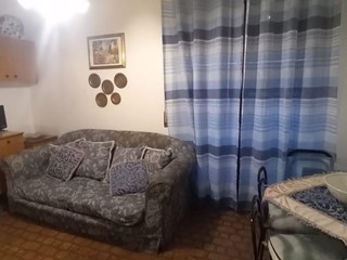 Appartamento in Vendita a Carrara, zona Marina di Carrara, 140'000&euro;, 35 m²