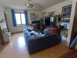Quadrilocale in Vendita a San Miniato, zona San Miniato Basso, 225'000&euro;, 93 m², con Box