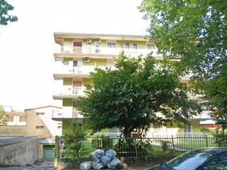 Quadrilocale in Vendita a Codogno, 57'000&euro;, 125 m²