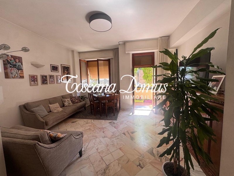 Quadrilocale in Vendita a Siena, 360'000&euro;, 90 m², arredato, con Box