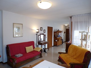 Appartamento in Vendita a Cascina, zona Navacchio, 210'000&euro;, 90 m², con Box
