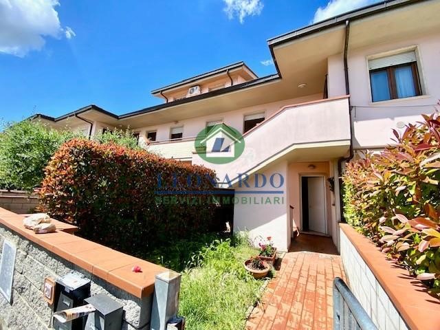 Trilocale in Vendita a Ponte Buggianese, 125'000&euro;, 80 m², arredato