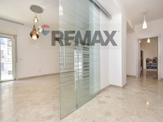 Quadrilocale in Vendita a Catania, 290'000&euro;, 120 m²