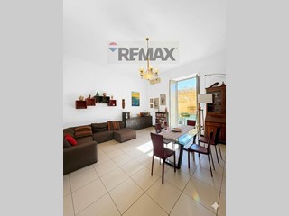 Quadrilocale in Vendita a Napoli, 570'000&euro;, 176 m²