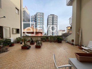 Appartamento in Vendita a Lignano Sabbiadoro, 580'000&euro;, 260 m²