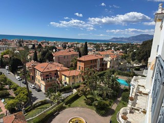 Bilocale in Vendita a Bordighera, 298'000&euro;, 56 m²