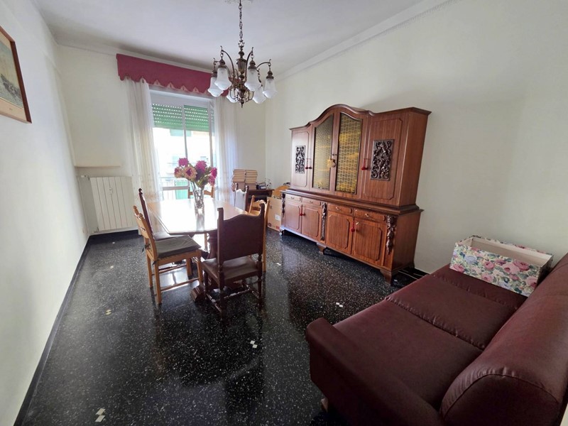 Appartamento in Vendita a Genova, 116'000&euro;, 85 m²