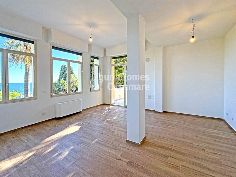 Appartamento in Vendita a Sanremo, 470'000&euro;, 126 m²