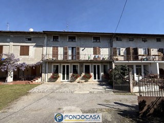 Bilocale in Vendita a Cazzago San Martino, 105'000&euro;, 64 m²