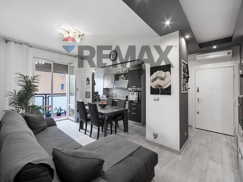 Bilocale in Vendita a Cinisello Balsamo, 145'000&euro;, 58 m²