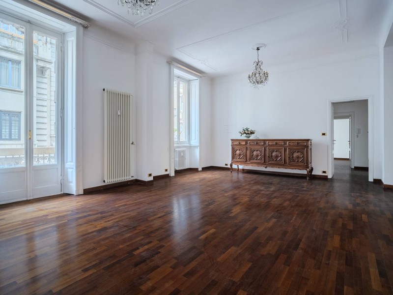 Appartamento in Affitto a Milano, 6'900&euro;, 210 m²