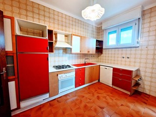 Quadrilocale in Affitto a Ferrara, 750&euro;, 130 m²