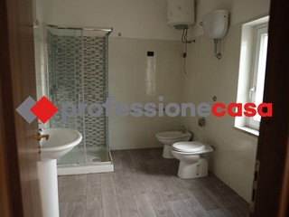 Trilocale in Affitto a Ruviano, 300&euro;, 70 m²