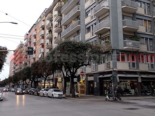 Bilocale in Affitto a Bari, 1'100&euro;, 43 m², arredato