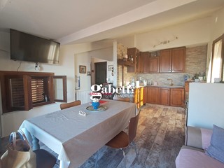 Trilocale in Vendita a Cefalù, 240'000&euro;, 92 m²