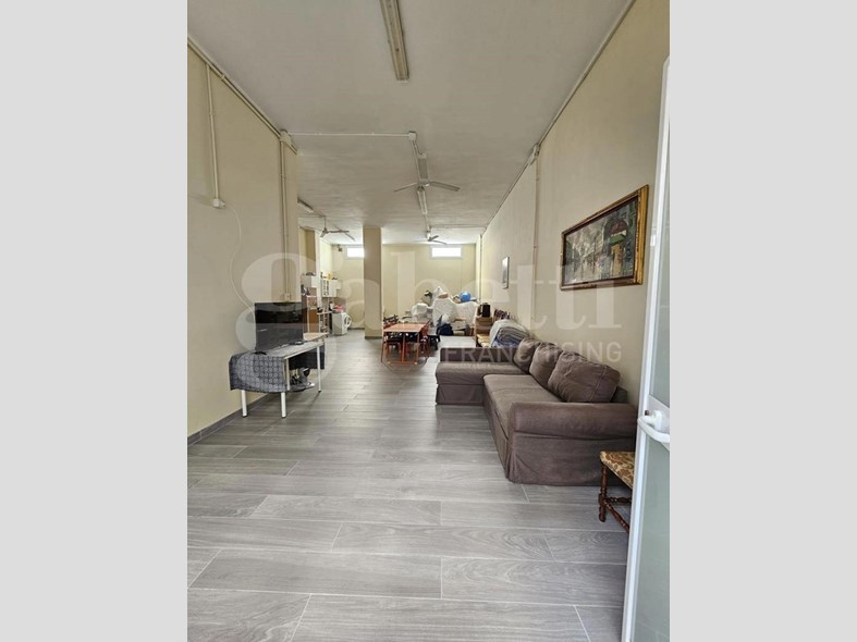 Monolocale in Vendita a Barletta, 68'000&euro;, 85 m²