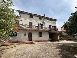 Bilocale in Vendita a Aprilia, 75'000&euro;, 55 m², arredato
