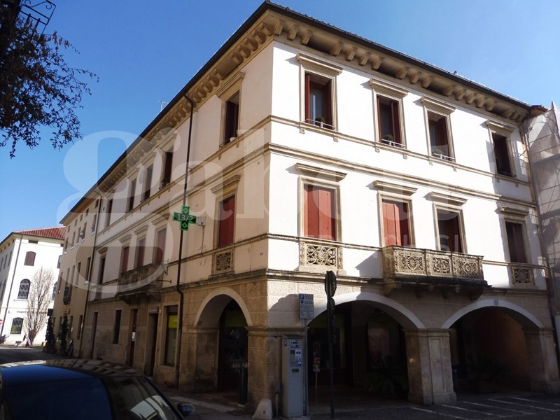 Bilocale in Vendita a Marostica, 250'000&euro;, 80 m²