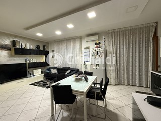 Quadrilocale in Vendita a Eboli, 175'000&euro;, 118 m²