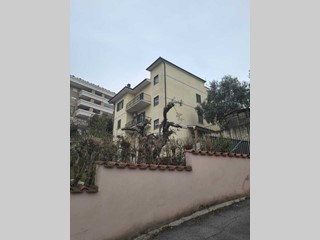 Quadrilocale in Vendita a Roma, 179'000&euro;, 65 m²