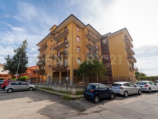 Appartamento in Vendita a Catania, 140'000&euro;, 130 m²
