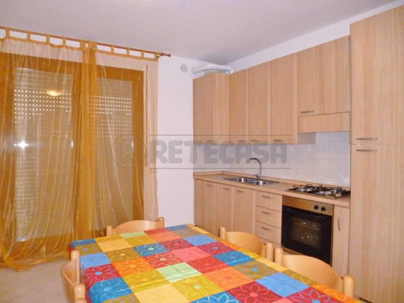 Trilocale in Affitto a Montebello Vicentino, 600&euro;, 50 m², arredato, con Box