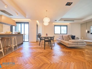 Quadrilocale in Vendita a Taranto, zona Rione Italia - Montegranaro, 420'000&euro;, 155 m²