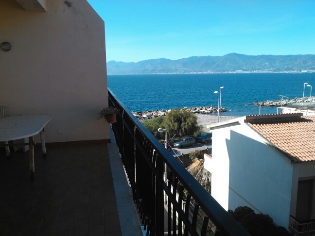 Trilocale in Affitto a Reggio Calabria, 500&euro;, 130 m², arredato