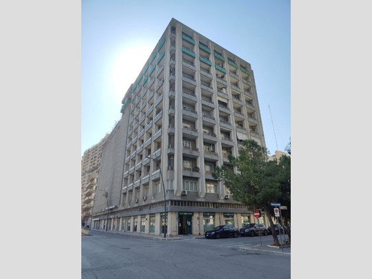 Quadrilocale in Vendita a Taranto, zona DANTE, 125'000&euro;, 120 m²