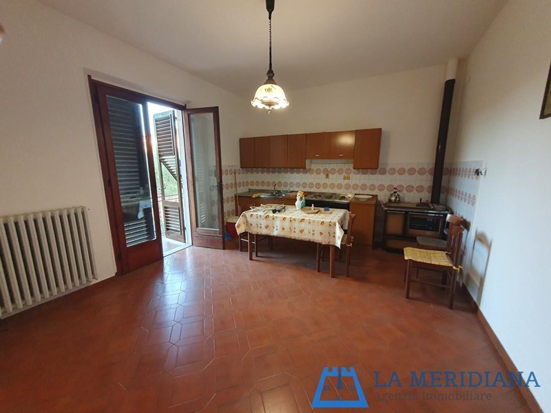Appartamento in Vendita a Vinci, 155'000&euro;, 126 m²
