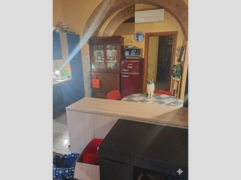 Monolocale in Vendita a Livorno, 69'000&euro;, 56 m², arredato