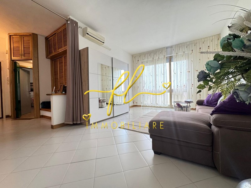 Appartamento in Vendita a Livorno, 192'000&euro;, 106 m², arredato