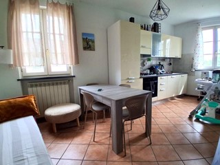 Trilocale in Vendita a Capannori, zona Lunata, 179'000&euro;, 75 m²