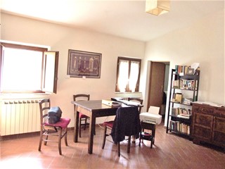 Quadrilocale in Vendita a Vicopisano, zona San Giovanni Alla Vena, 108'000&euro;, 70 m²