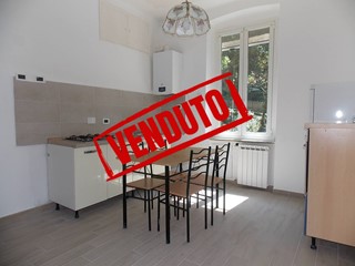 Appartamento in Vendita a Genova, 67'000&euro;, 65 m²