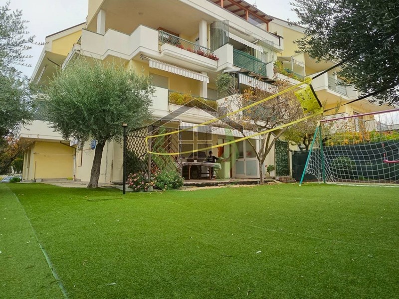 Appartamento in Vendita a Grottammare, 320'000&euro;, 163 m²