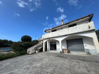 Appartamento in Vendita a Centola, 160'000&euro;, 100 m²