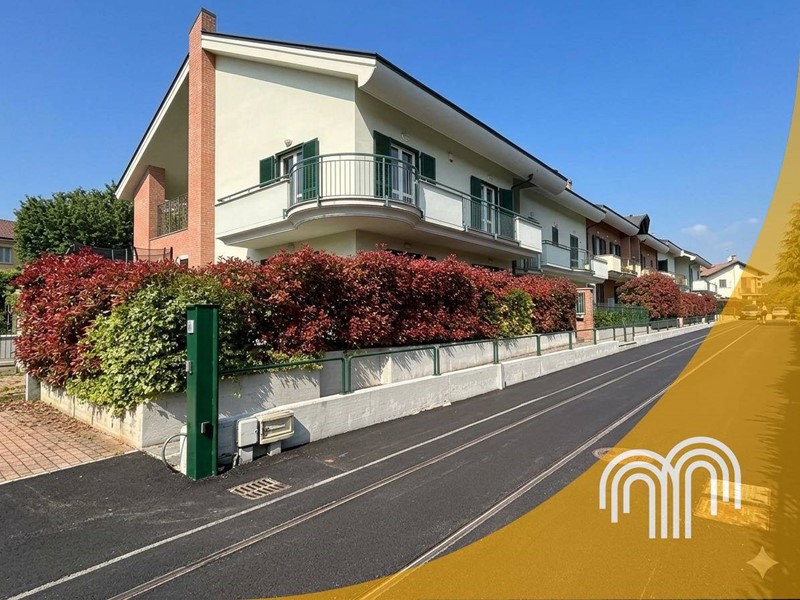 Appartamento in Vendita a Chieri, 380'000&euro;, 190 m²