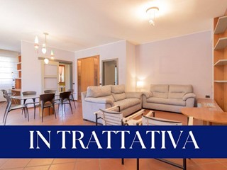 Quadrilocale in Vendita a Varese, 225'000&euro;, 137 m²