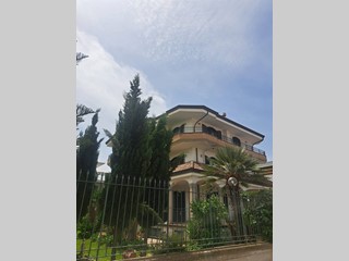 Quadrilocale in Vendita a Mariglianella, 260'000&euro;, 120 m²