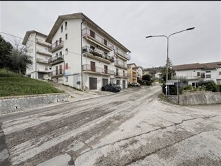 Quadrilocale in Vendita a Altino, 88'000&euro;, 90 m²