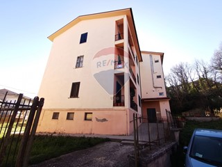 Trilocale in Vendita a Atessa, 23'000&euro;, 70 m²