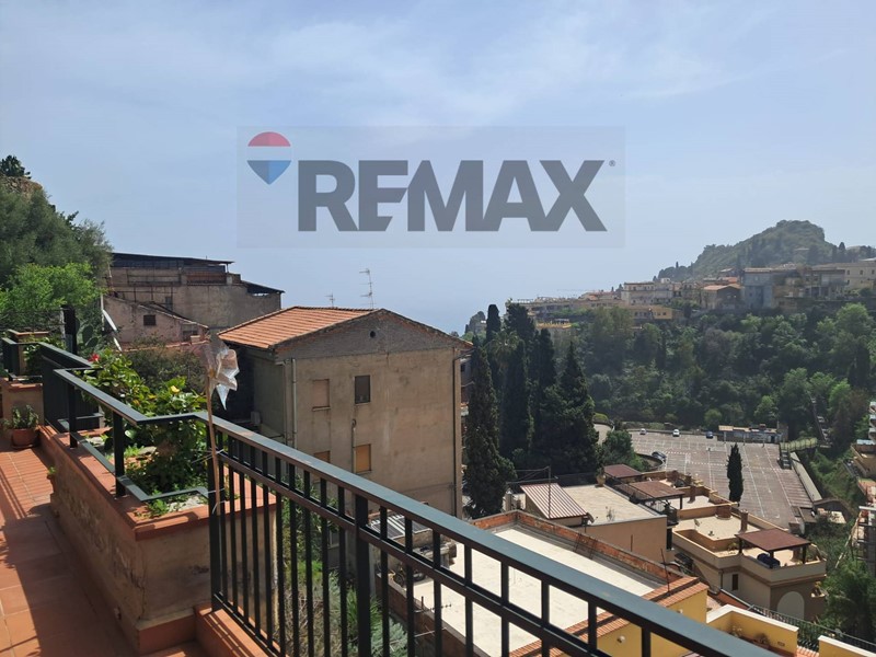 Quadrilocale in Vendita a Taormina, 340'000&euro;, 87 m²